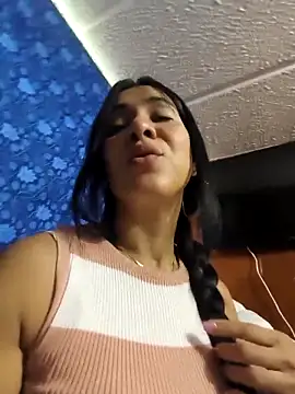 Snapshot of Camillemonroe_ chatting on 31, 3, 2026 Camillemonroe online show from 31, 3, 2026