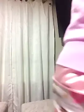 Snapshot of Camillemonroe_ chatting on 25, 4, 2026 Camillemonroe online show from 25, 4, 2026