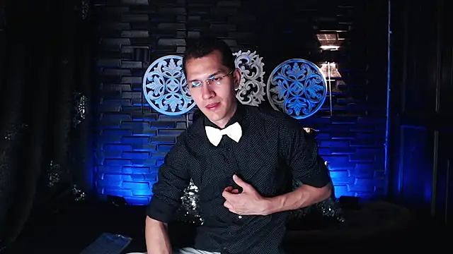 Snapshot of MilanDavid1 chatting on 4, 4, 2026 MilanDavid1 online show from 4, 4, 2026