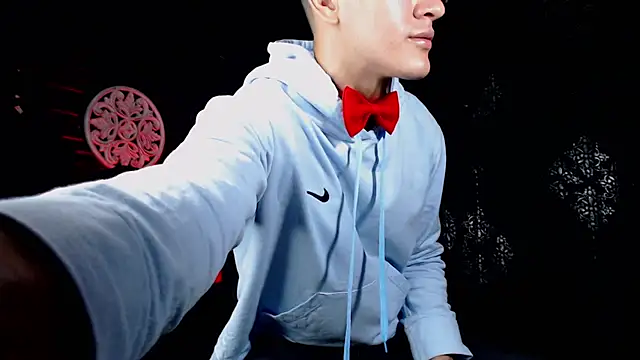 Snapshot of MilanDavid1 chatting on 24, 4, 2026 MilanDavid1 online show from 24, 4, 2026