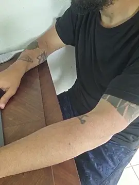 Snapshot of morenogih chatting on 6, 4, 2026 morenogih online show from 6, 4, 2026