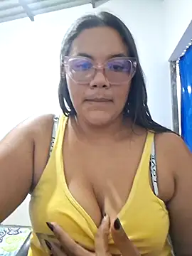 Snapshot of monicarokaforte chatting on 12, 3, 2026 monicarokaforte online show from 12, 3, 2026