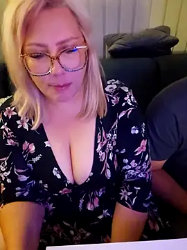 Snapshot of LexySaint chatting on 15, 9, 2025 LexySaint online show from 15, 9, 2025