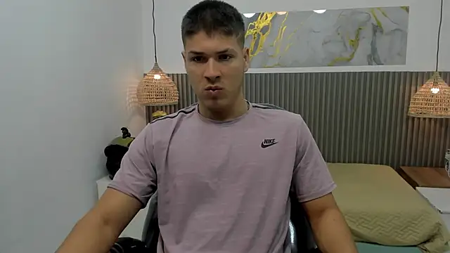 Snapshot of AlessandroFranco chatting on 15, 4, 2026 AlessandroFranco online show from 15, 4, 2026