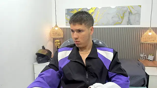 Snapshot of AlessandroFranco chatting on 30, 4, 2026 AlessandroFranco online show from 30, 4, 2026