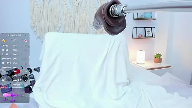 Snapshot of alexaa_lovely chatting on 16, 4, 2026 alexaa lovely online show from 16, 4, 2026