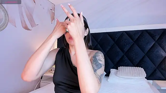 Snapshot of Adalyn_Cute chatting on 25, 4, 2026 Adalyn Cute online show from 25, 4, 2026