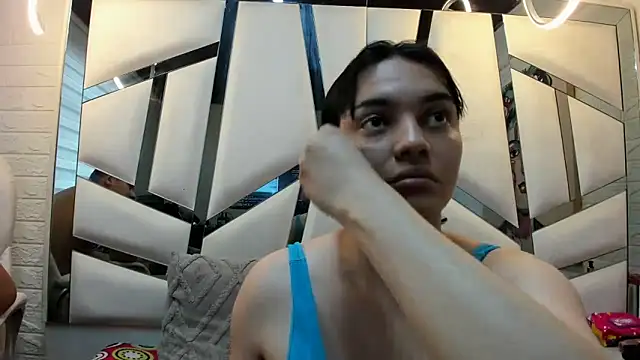 Snapshot of Alaia_Blosson chatting on 16, 4, 2026 Alaia Blosson online show from 16, 4, 2026
