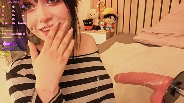 Snapshot of miaa_hunt chatting on 16, 4, 2026 miaa hunt online show from 16, 4, 2026