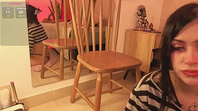 Snapshot of miaa_hunt chatting on 24, 4, 2026 miaa hunt online show from 24, 4, 2026