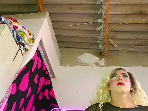 Snapshot of candy_aass chatting on 31, 3, 2026 candy aass online show from 31, 3, 2026