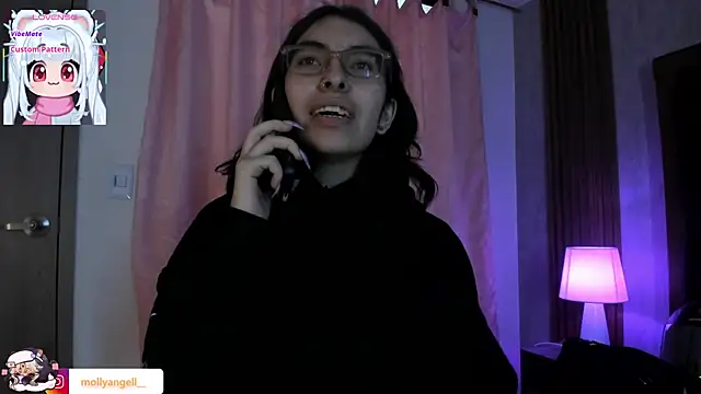 Molly A online show from 21, 4, 2026