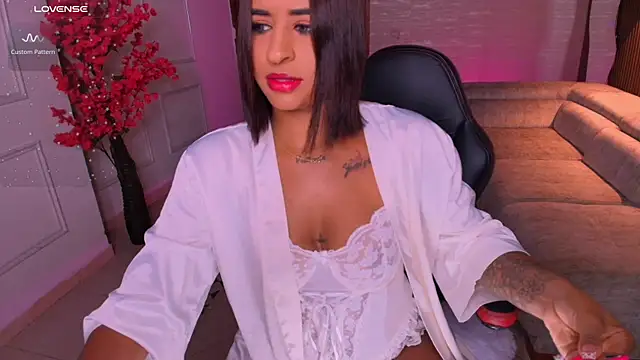 Snapshot of Brianna_harper chatting on 13, 4, 2026 Brianna harper online show from 13, 4, 2026