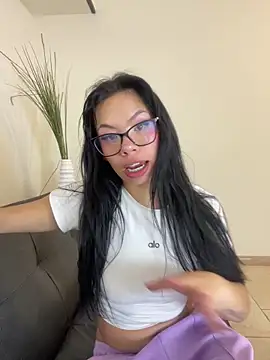 Snapshot of Queen_Chanel_XXX chatting on 20, 3, 2026 Queen Chanel XXX online show from 20, 3, 2026