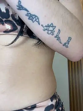 Snapshot of Queen_Chanel_XXX chatting on 30, 3, 2026 Queen Chanel XXX online show from 30, 3, 2026