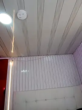 Snapshot of Kittylatina_ chatting on 23, 4, 2026 Kittylatina online show from 23, 4, 2026