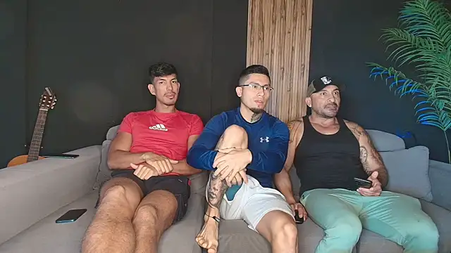 Snapshot of angelstream chatting on 1, 4, 2026 angelstream online show from 1, 4, 2026