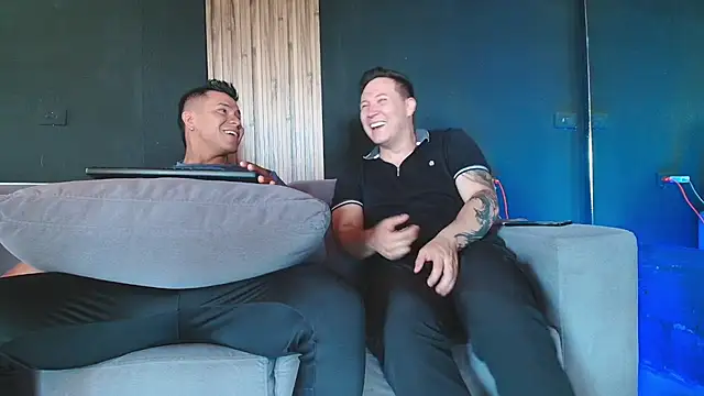 Snapshot of angelstream chatting on 25, 4, 2026 angelstream online show from 25, 4, 2026