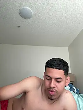 Snapshot of LatinHotxx2 chatting on 2, 8, 2026 LatinHotxx2 online show from 2, 8, 2026