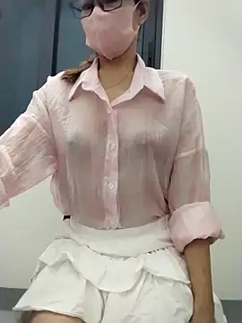 Snapshot of Mai_phuong chatting on 5, 4, 2026 Mai phuong online show from 5, 4, 2026