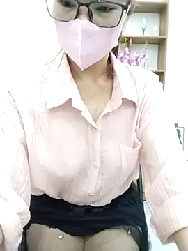 Snapshot of Mai_phuong chatting on 9, 4, 2026 Mai phuong online show from 9, 4, 2026