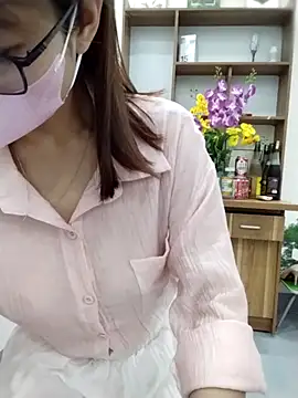 Snapshot of Mai_phuong chatting on 11, 4, 2026 Mai phuong online show from 11, 4, 2026