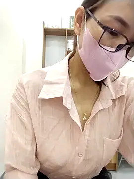 Snapshot of Mai_phuong chatting on 16, 4, 2026 Mai phuong online show from 16, 4, 2026