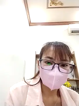 Snapshot of Mai_phuong chatting on 24, 4, 2026 Mai phuong online show from 24, 4, 2026