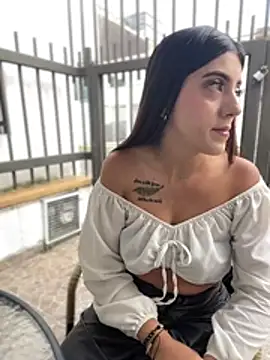 Snapshot of Electra_Pinkk chatting on 1, 4, 2026 Electra Pinkk online show from 1, 4, 2026