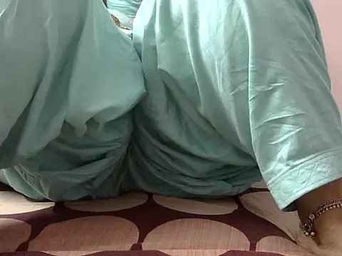 Snapshot of HouseWife4466 chatting on 10, 4, 2026 HouseWife4466 online show from 10, 4, 2026