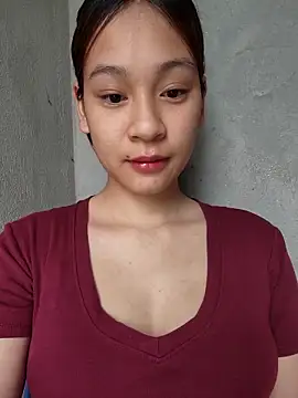 Snapshot of -Hicici- chatting on 12, 4, 2026 -Hicici- online show from 12, 4, 2026