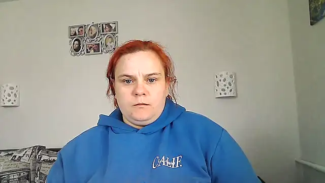 Snapshot of DollyGersonn chatting on 23, 4, 2026 DollyGersonn online show from 23, 4, 2026