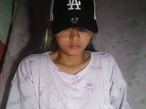 Snapshot of SAM_SMILE_XOXO chatting on 25, 3, 2026 SAM SMILE XOXO online show from 25, 3, 2026