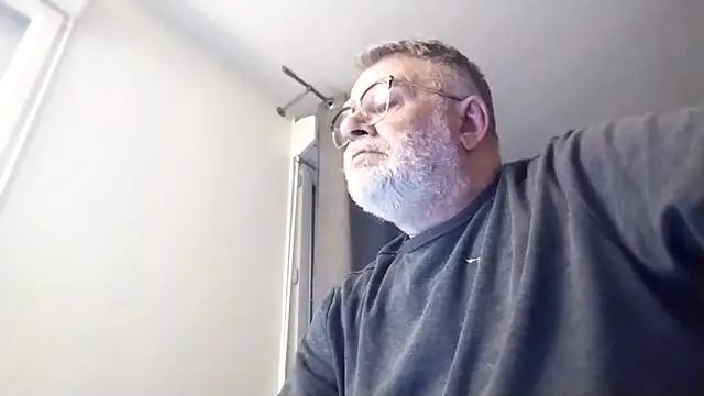 Snapshot of oura chatting on 26, 3, 2026 oura online show from 26, 3, 2026