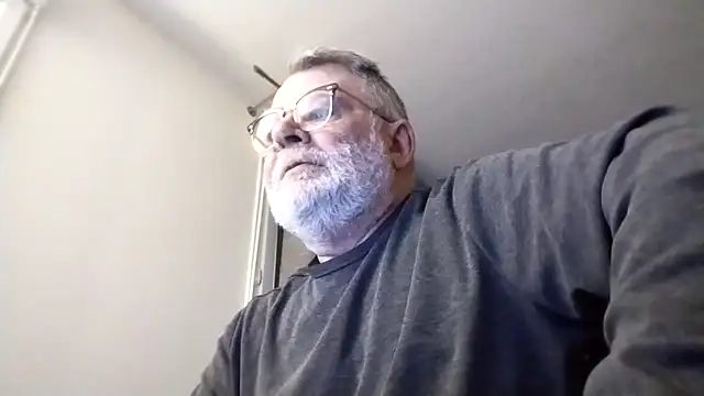 Snapshot of oura chatting on 5, 4, 2026 oura online show from 5, 4, 2026