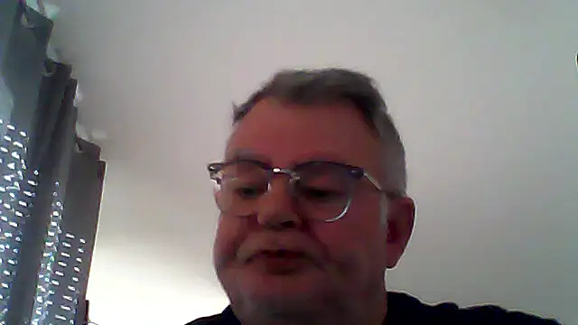 Snapshot of oura chatting on 9, 4, 2026 oura online show from 9, 4, 2026