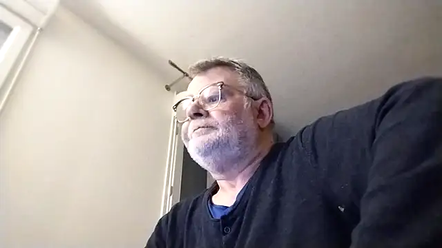 Snapshot of oura chatting on 18, 4, 2026 oura online show from 18, 4, 2026