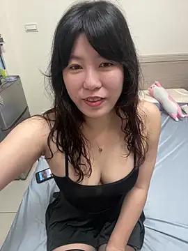 Snapshot of vivi131927 chatting on 3, 4, 2026 vivi131927 online show from 3, 4, 2026