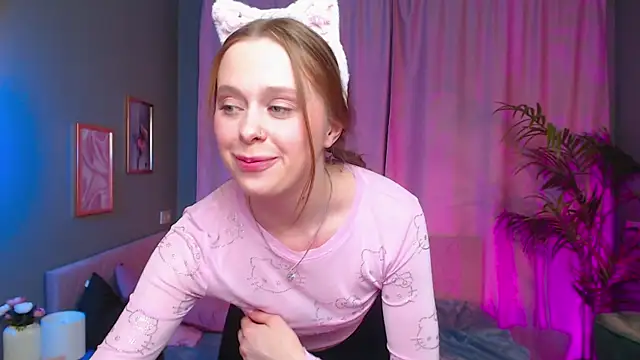 Snapshot of Megg_Ryan chatting on 5, 4, 2026 Megg Ryan online show from 5, 4, 2026
