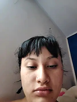 Snapshot of brunne_eva chatting on 14, 4, 2026 brunne eva online show from 14, 4, 2026