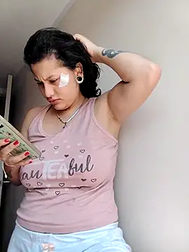 Snapshot of brunne_eva chatting on 22, 4, 2026 brunne eva online show from 22, 4, 2026