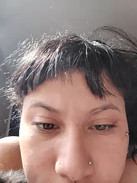 Snapshot of brunne_eva chatting on 23, 4, 2026 brunne eva online show from 23, 4, 2026