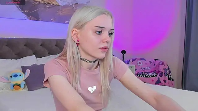 Snapshot of Mimi_angels chatting on 21, 4, 2026 Mimi angels online show from 21, 4, 2026