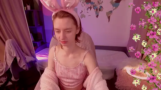 Snapshot of Pretty_Victoria chatting on 4, 4, 2026 Pretty Victoria online show from 4, 4, 2026