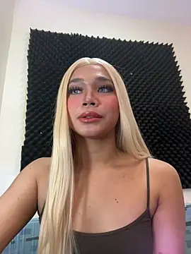 Snapshot of bigcock_kataluna chatting on 24, 4, 2026 bigcock kataluna online show from 24, 4, 2026