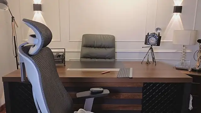 Snapshot of megan_vg chatting on 7, 4, 2026 megan vg online show from 7, 4, 2026