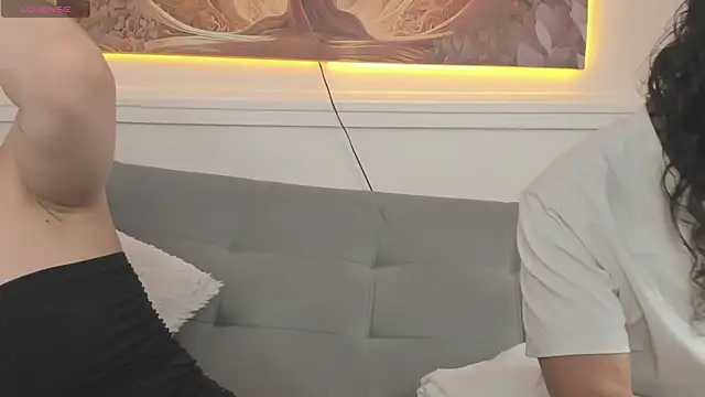 Snapshot of melody_ft_jesus chatting on 23, 4, 2026 melody ft jesus online show from 23, 4, 2026