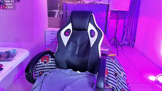 Snapshot of liam_scoot_ chatting on 1, 4, 2026 liam scoot online show from 1, 4, 2026