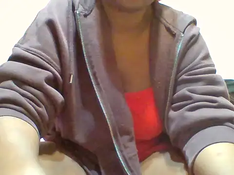 Snapshot of melaninebony2 chatting on 22, 4, 2026 melaninebony2 online show from 22, 4, 2026