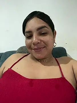 Snapshot of Kira33_ chatting on 19, 4, 2026 Kira33 online show from 19, 4, 2026